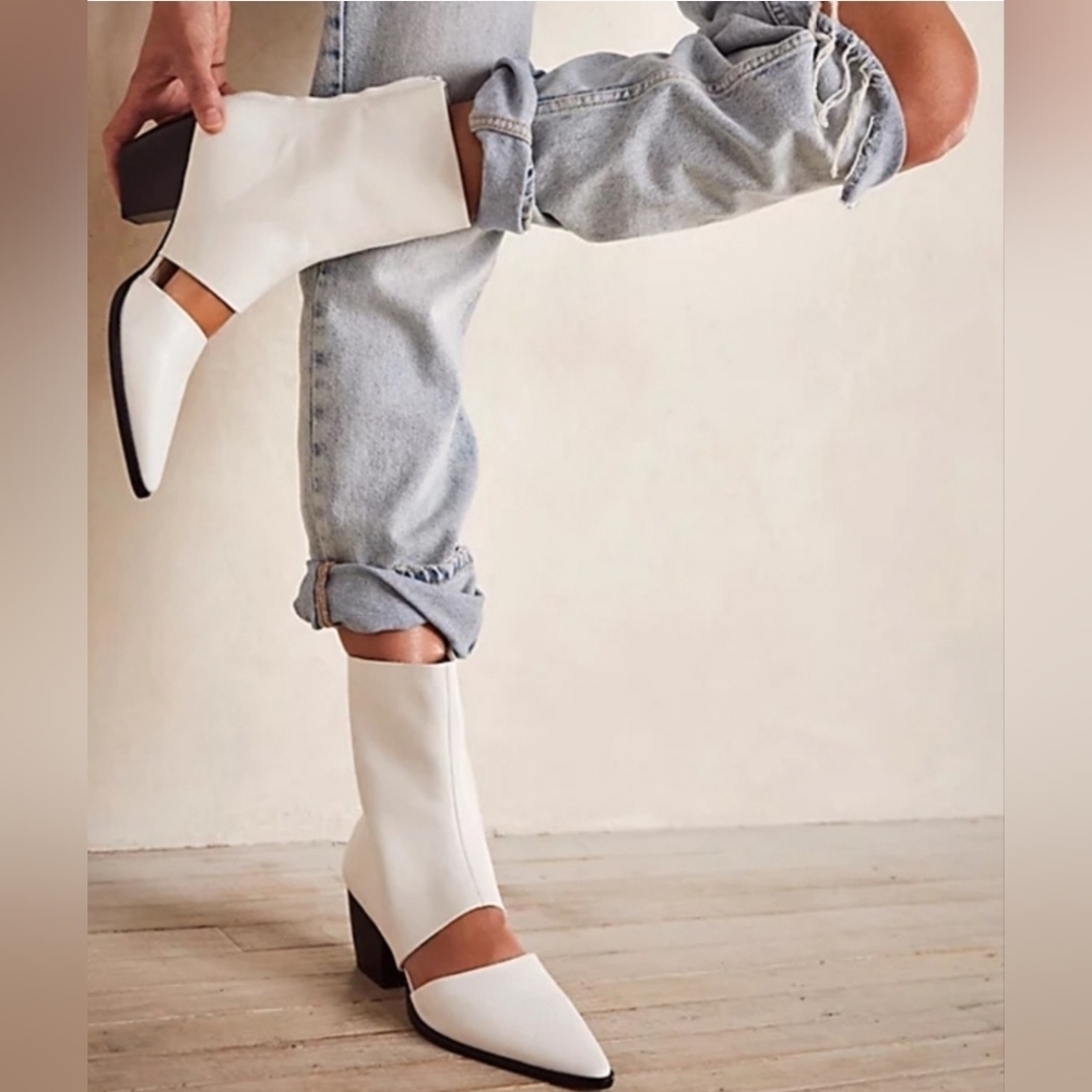 Matisse Caroline Cutout Booties From Anthropologie Size 6.5